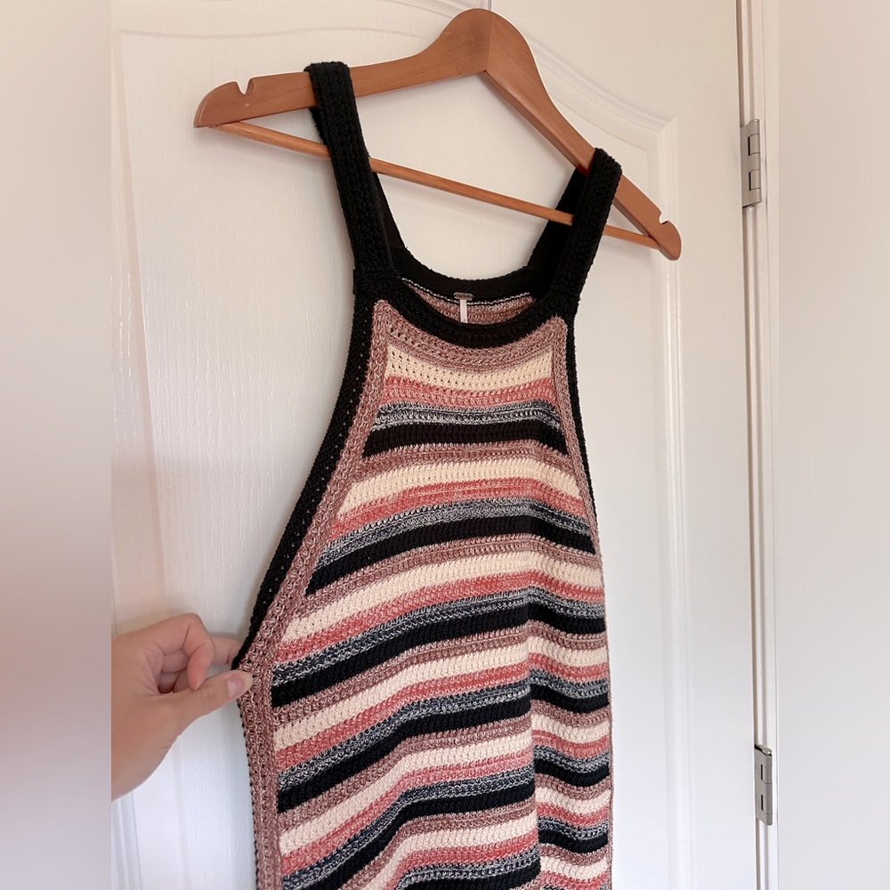 Free People Retro Ruby Crochet Dress  SZ S
LIKE NEW
